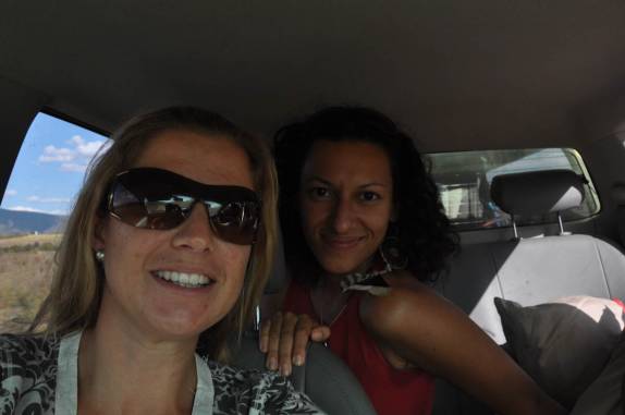 Com a Flávia, que pegou uma carona conosco na viagem para a Chapada dos Veadeiros - GO